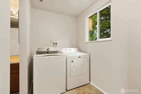 3322 43rd Place NE Tacoma WA 98422