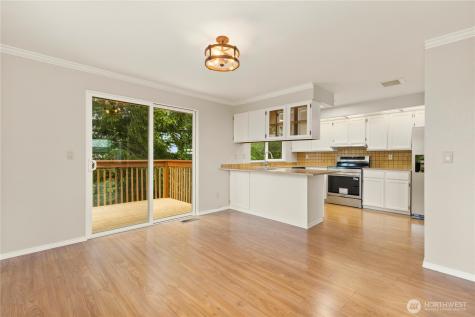 3322 43rd Place NE Tacoma WA 98422