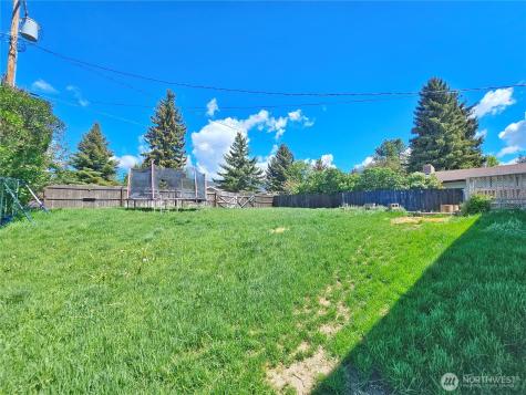 1321 E Elep Avenue Colville WA 99114