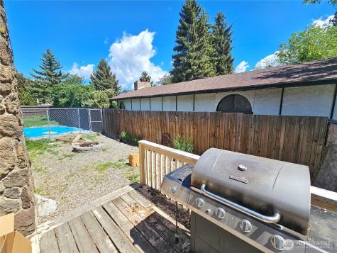 1321 E Elep Avenue Colville WA 99114