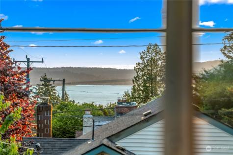 3610 Sw Barton Street Seattle WA 98126
