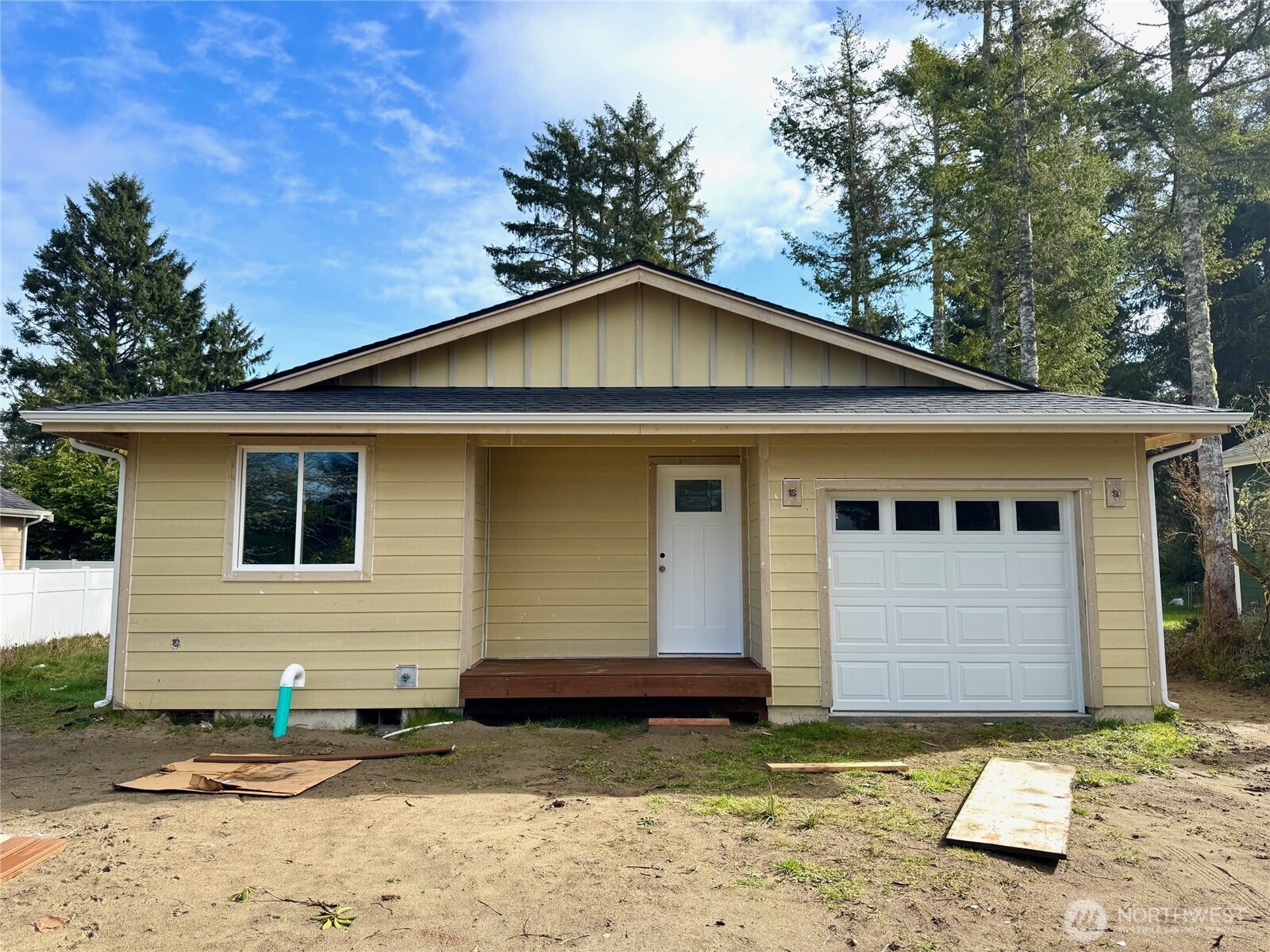 660 Itswoot Avenue SE Ocean Shores WA 98569