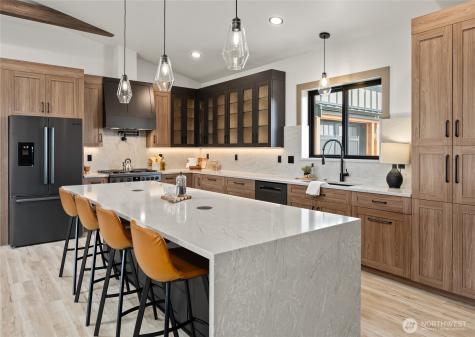 8227 Comox Road Blaine WA 98230