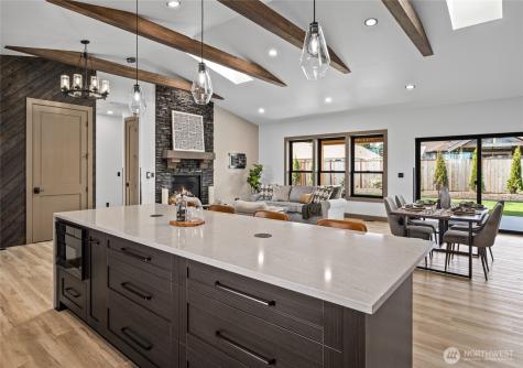 8227 Comox Road Blaine WA 98230