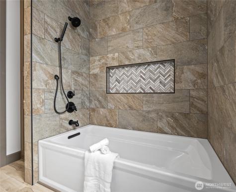 8227 Comox Road Blaine WA 98230