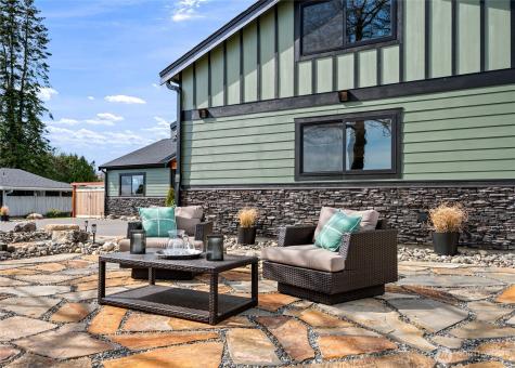 8227 Comox Road Blaine WA 98230