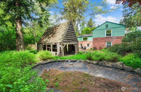 4423 NE 178th Street Lake Forest Park WA 98155