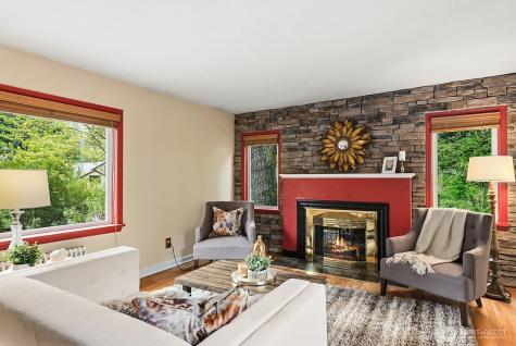 4423 NE 178th Street Lake Forest Park WA 98155