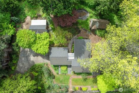 4423 NE 178th Street Lake Forest Park WA 98155
