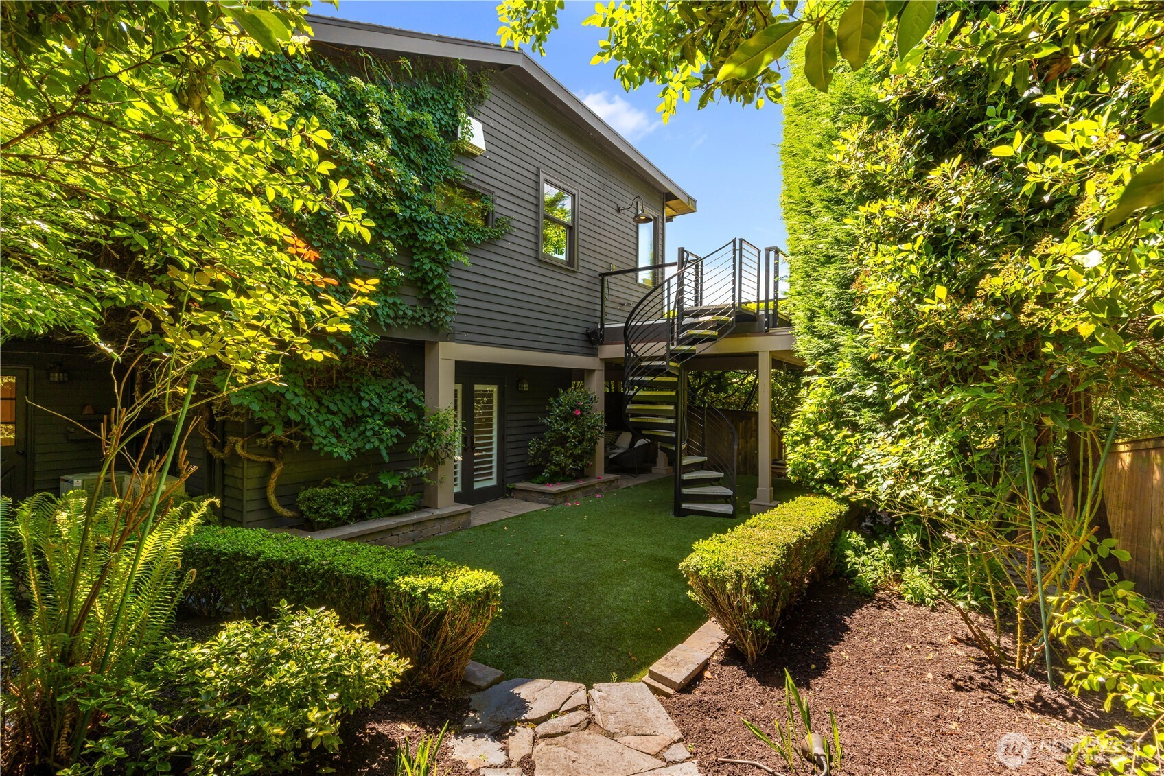 10510 NE 44th Street Kirkland WA 98033