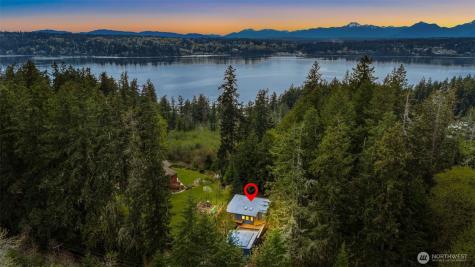 10143 Battle Point Drive NE Bainbridge Island WA 98110
