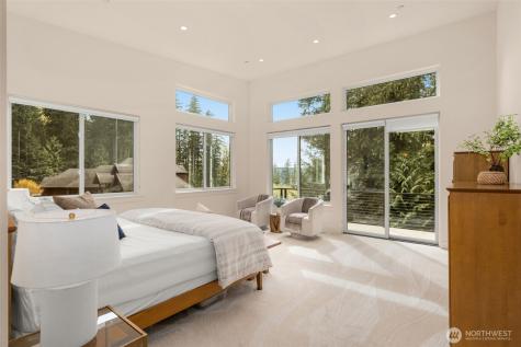 10143 Battle Point Drive NE Bainbridge Island WA 98110