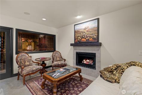 4145 Peregrine Point Way SE Sammamish WA 98075
