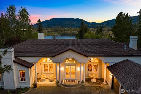 4145 Peregrine Point Way SE Sammamish WA 98075