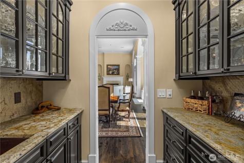 4145 Peregrine Point Way SE Sammamish WA 98075