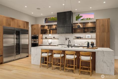 1028 89th Avenue NE Bellevue WA 98004