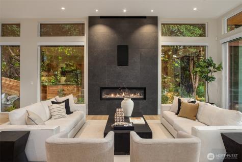 1028 89th Avenue NE Bellevue WA 98004