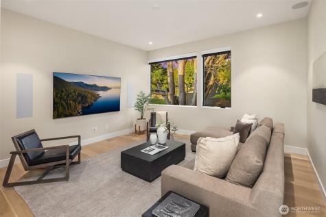 1028 89th Avenue NE Bellevue WA 98004