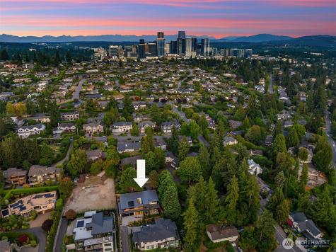 1028 89th Avenue NE Bellevue WA 98004