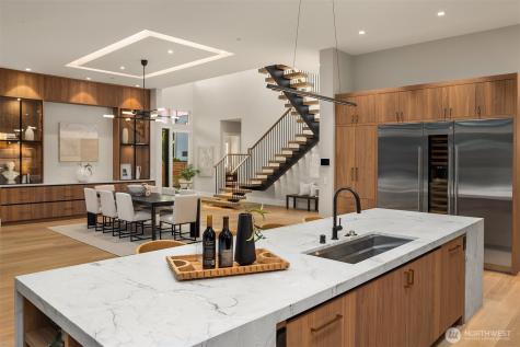 1028 89th Avenue NE Bellevue WA 98004