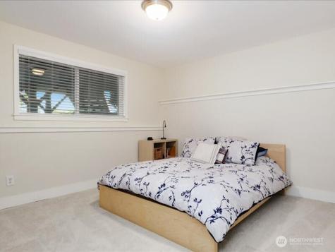 12604 88th Place NE Kirkland WA 98034