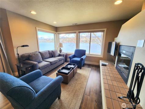 1 Beach 578-f Manson WA 98831