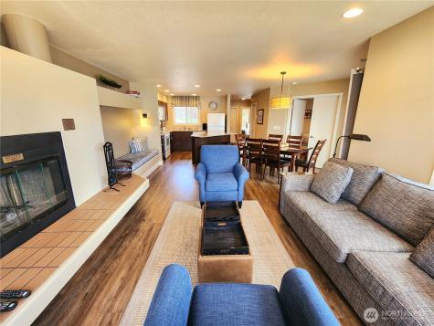 1 Beach 578-f Manson WA 98831