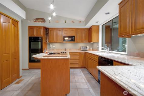 2925 87th Avenue Court E Edgewood WA 98371