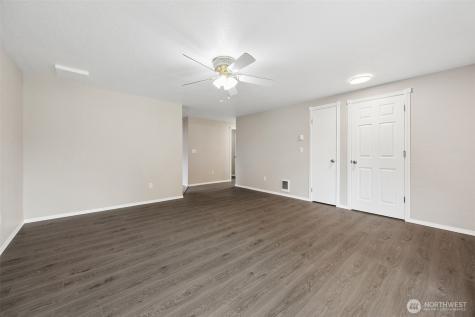 15705 90th Avenue Court E Puyallup WA 98375