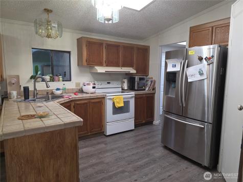 7514 18th Avenue Ct E Tacoma WA 98404