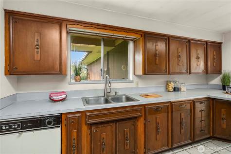 27915 90th Avenue E Graham WA 98338