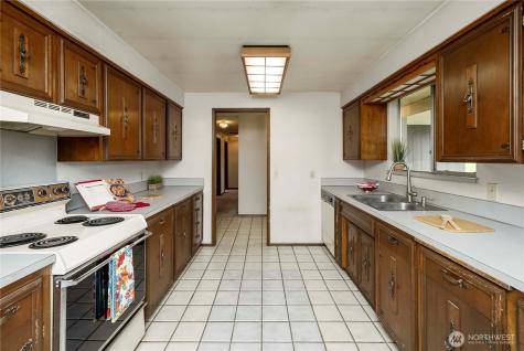27915 90th Avenue E Graham WA 98338