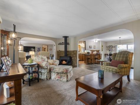 12308 123rd Street Court E Puyallup WA 98374