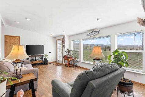 16847 Upper Badger Pocket Road Ellensburg WA 98926