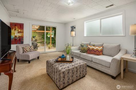 4646 S 166th Street Seatac WA 98188
