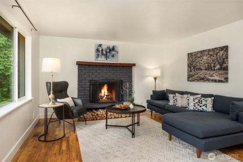 4646 S 166th Street Seatac WA 98188
