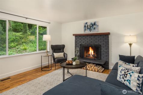 4646 S 166th Street Seatac WA 98188
