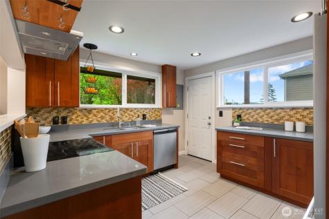 1515 NE 190th Street Shoreline WA 98155