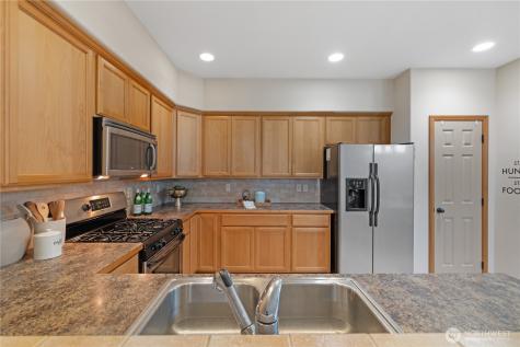 20228 11th Avenue W Lynnwood WA 98036