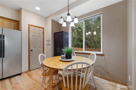 20228 11th Avenue W Lynnwood WA 98036