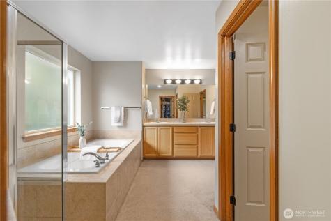 20228 11th Avenue W Lynnwood WA 98036