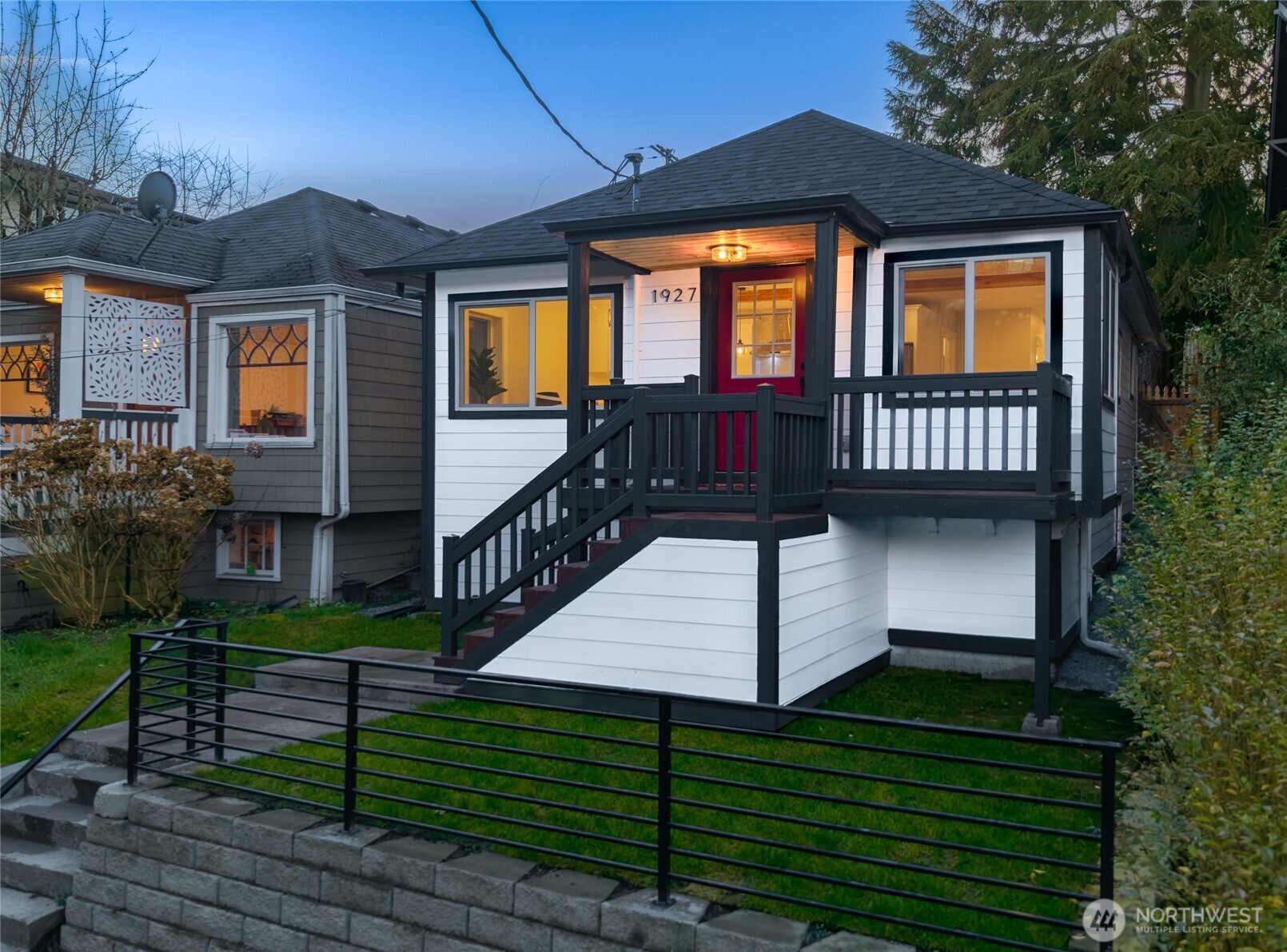 1927 42nd Avenue SW Seattle WA 98116