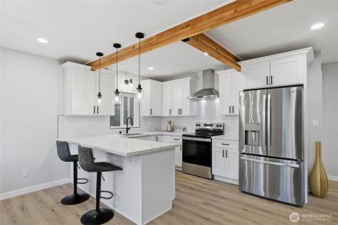 1927 42nd Avenue SW Seattle WA 98116