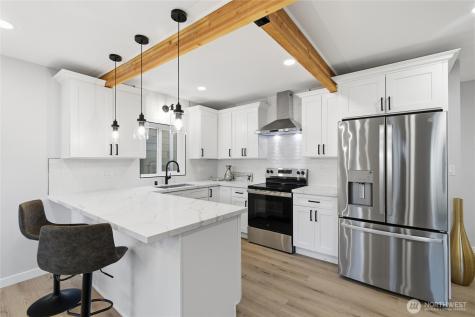 1927 42nd Avenue SW Seattle WA 98116