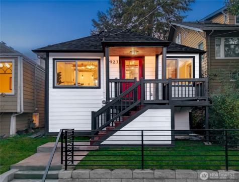 1927 42nd Avenue SW Seattle WA 98116