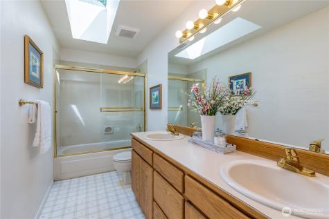 17416 SE 331st Court Auburn WA 98092