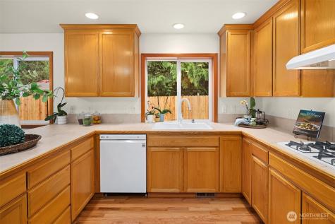 1102 185th Street SE Bothell WA 98012