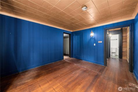 12027 10th Avenue S Seattle WA 98168