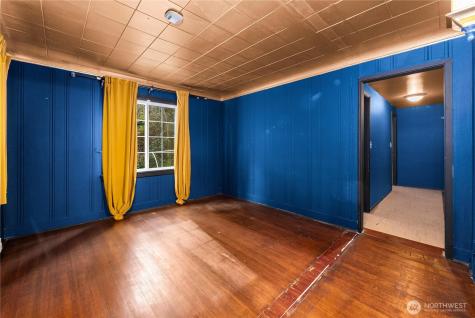 12027 10th Avenue S Seattle WA 98168