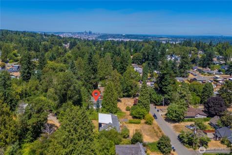 12027 10th Avenue S Seattle WA 98168